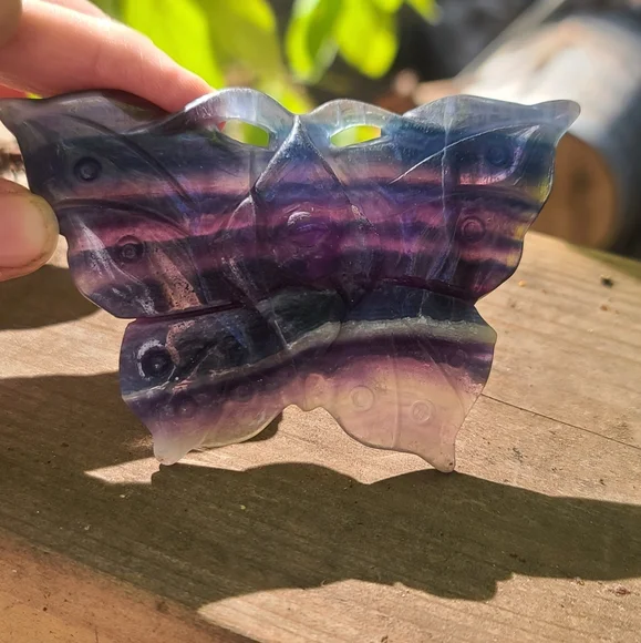 COPY - Multi colored Fluorite butterfly crystal over 3" wide - Picture 6 of 9